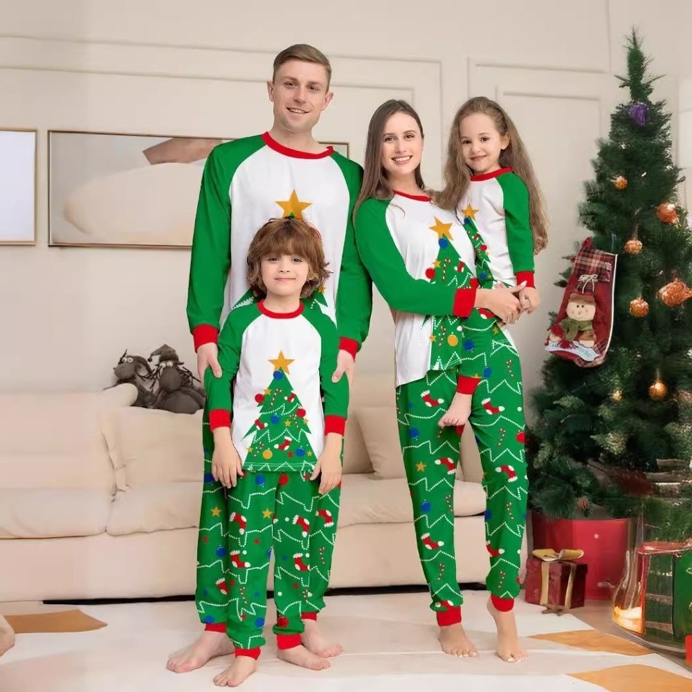 Conjunto de pijamas navideños  - Family Tree Print reseña y precio